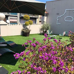 *** Alojamento de Acomodação e Pequeno-almoço 200 & Terrace Itália